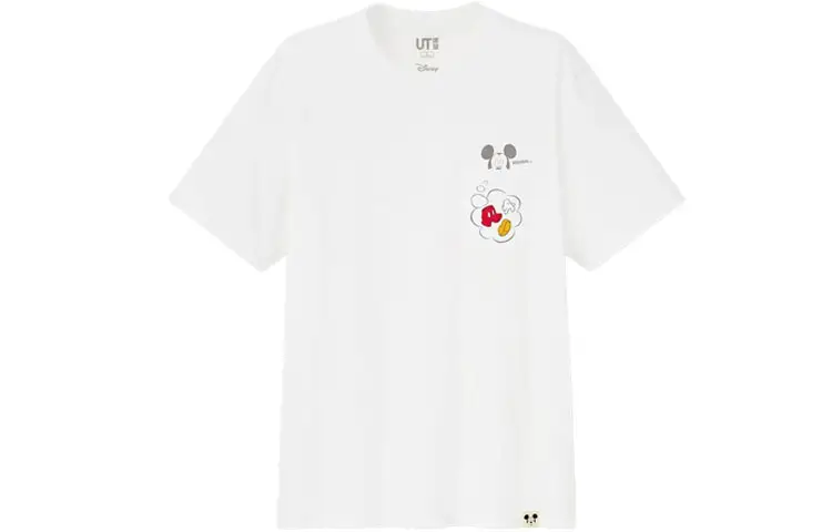 UNIQLO T Shirts Unisex White Crew Neck Moderate Straight Fit