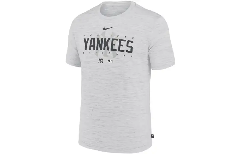 Nike T Shirts Men's White Crew Neck Moderate Straight Fit