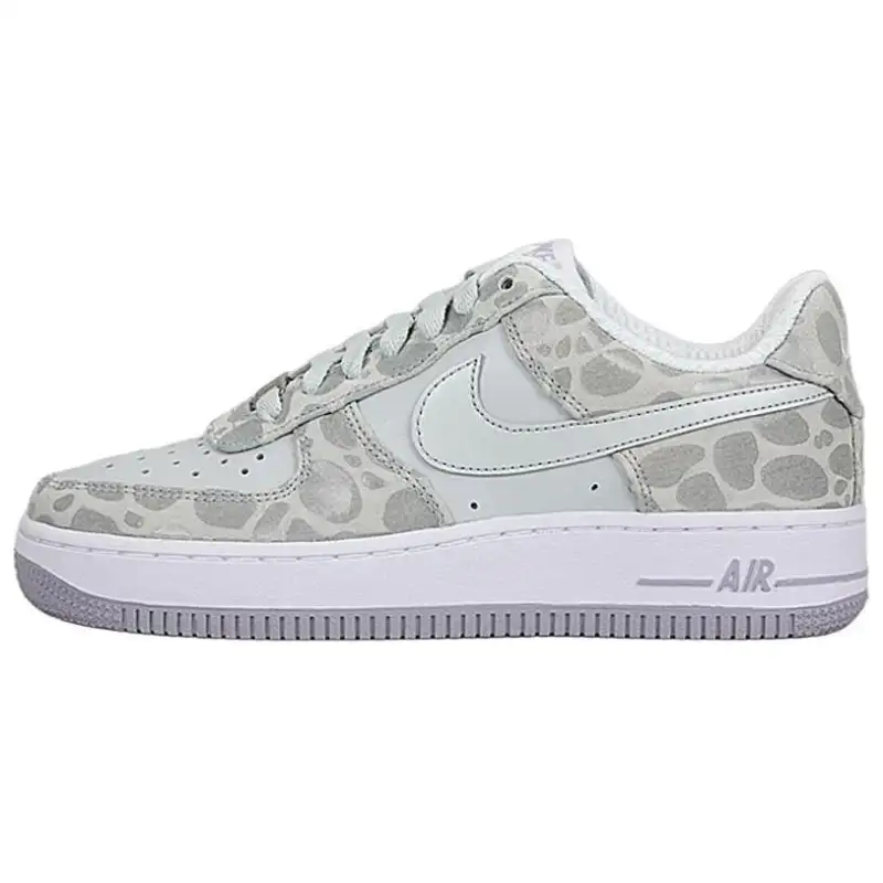 Nike Air Force 1 Premium Slip Resistant Abrasion Resistant Low top Skateboard Shoes Women's Gray White