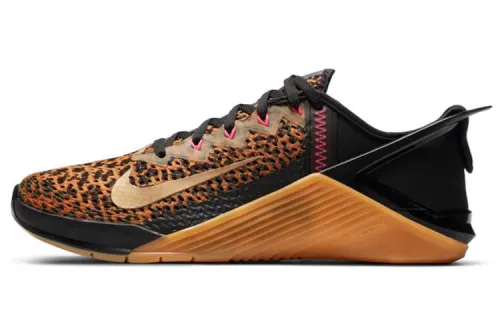 Nike Metcon 6 FlyEase Women's Black Gold Leopard Print