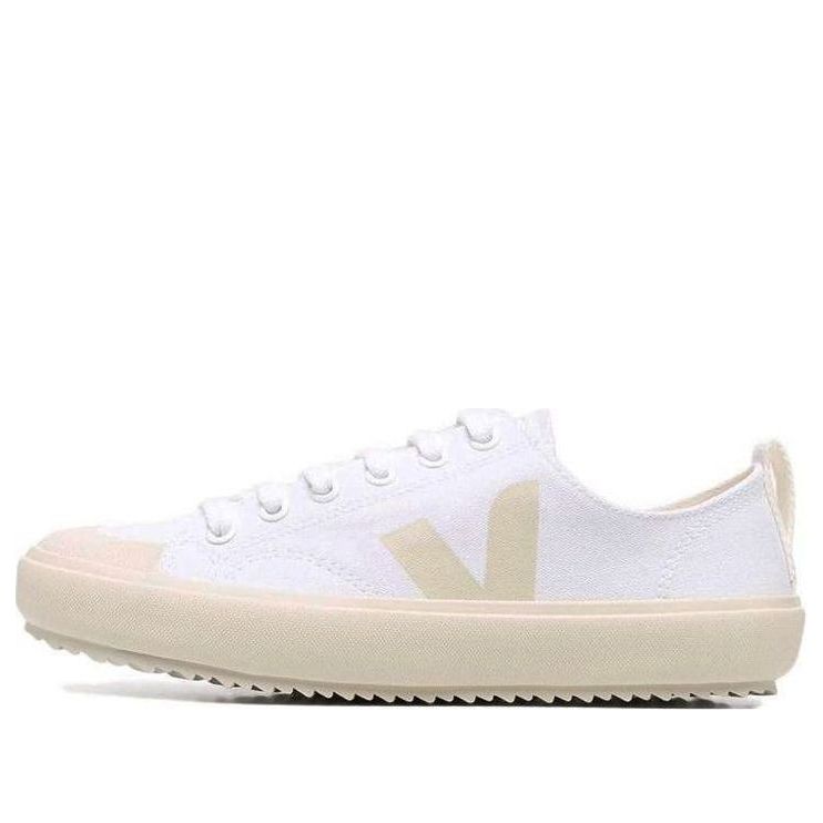 Veja Nova 'White Pierre' NA0101401A